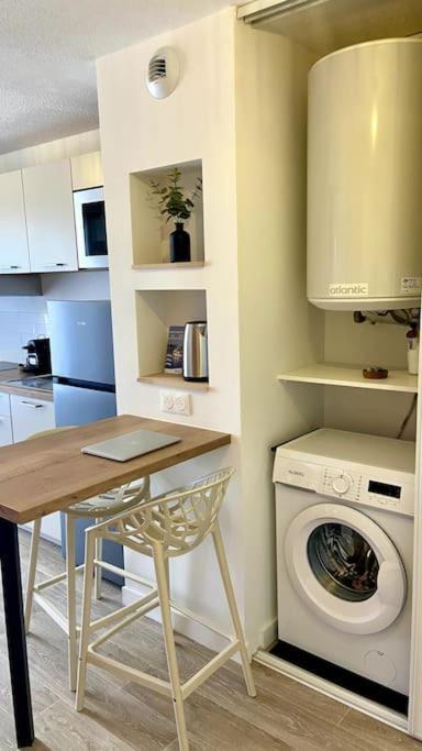 Appartement Le Terrabreizh, T2 Cosy Et Confort Avec Parking Prive, Balcon Et Fibre