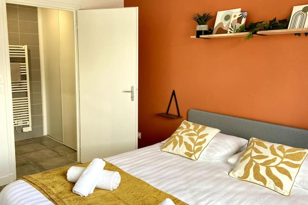 Le Terrabreizh, T2 Cosy Et Confort Avec Parking Prive, Balcon Et Fibre * Lorient