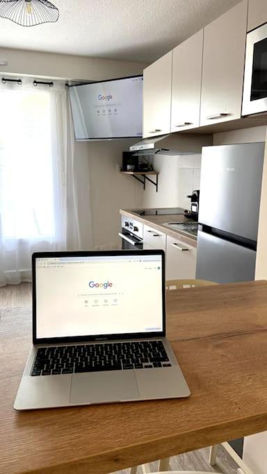 Le Terrabreizh, T2 Cosy Et Confort Avec Parking Prive, Balcon Et Fibre Lorient